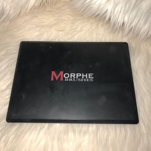 Morphe 35t eyeshadow palette